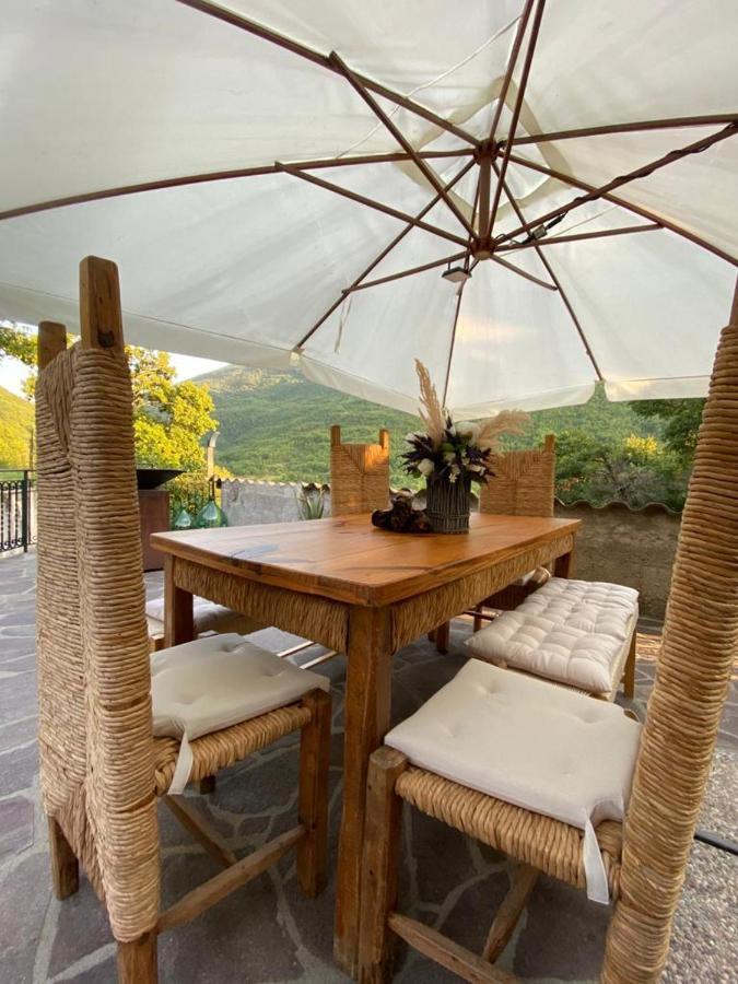 Bed & Breakfast Sentiero 54 Cantiano Bagian luar foto