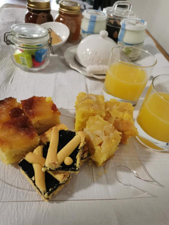 Bed & Breakfast Sentiero 54 Cantiano Bagian luar foto